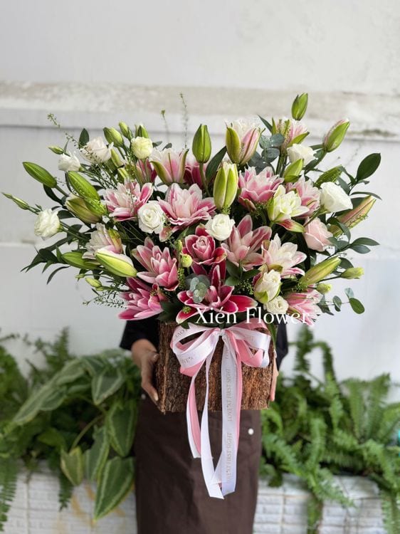 Giỏ Hoa Bách Hợp Hồng — Giỏ Hoa