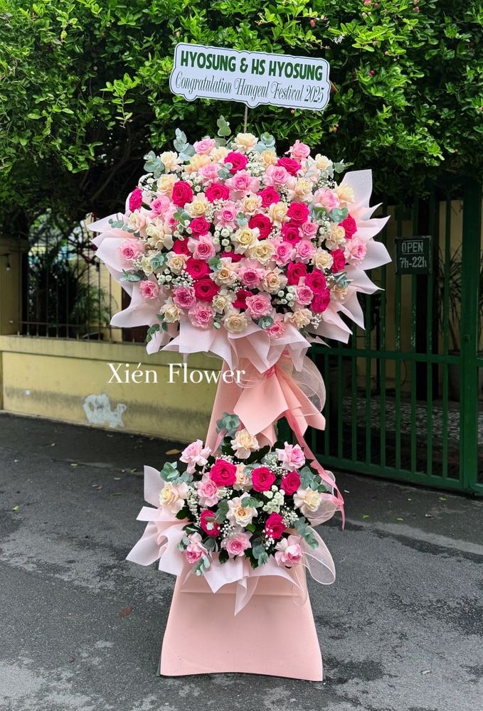 Kệ Hoa Chúc Mừng Phú Quý — Kệ Hoa Chúc Mừng