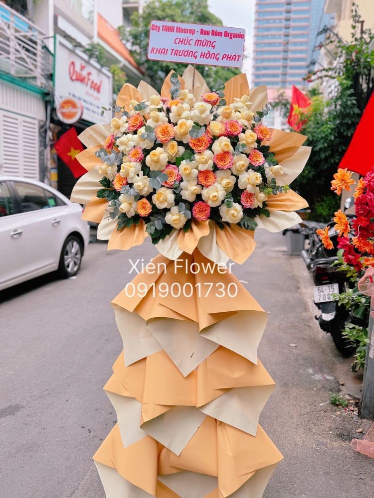 Kệ Hoa Chúc Mừng Đại Cát — Kệ Hoa Chúc Mừng