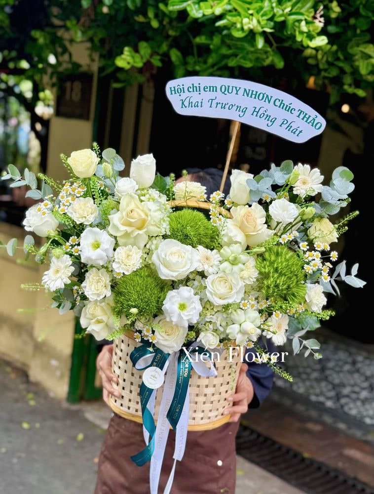 Giỏ Hoa Fresh Beginnings — Giỏ Hoa