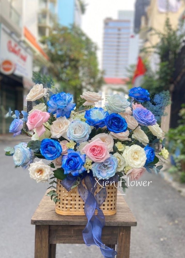 Giỏ Hoa Ngày Tinh Khôi — Giỏ Hoa