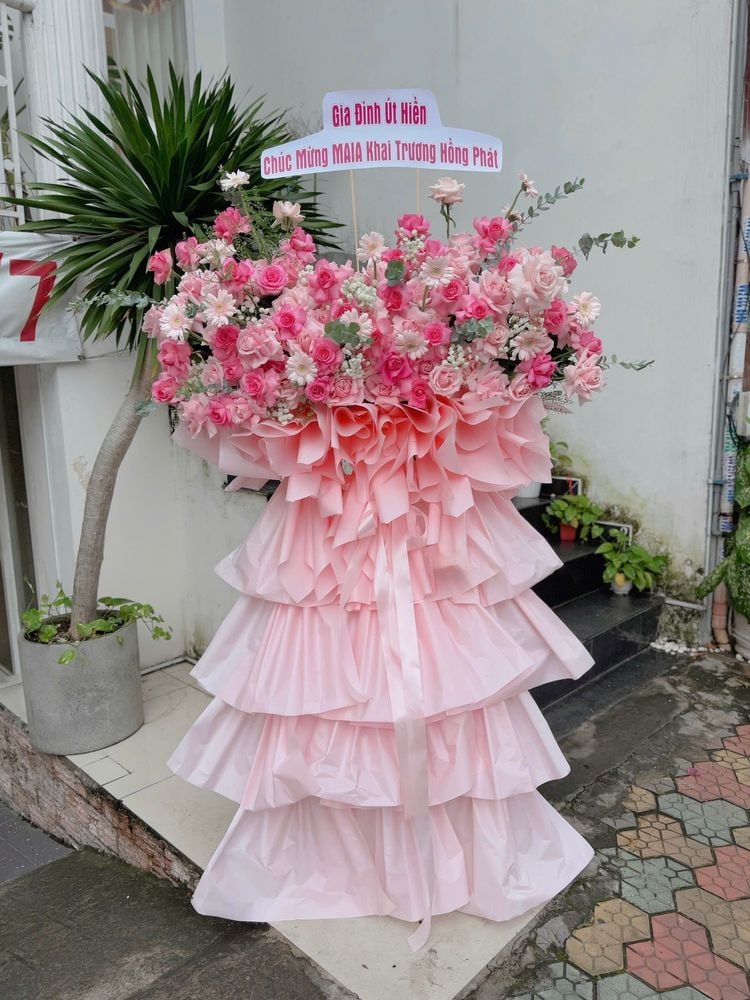 Kệ Hoa Chúc Mừng Thịnh Vượng — Kệ Hoa Chúc Mừng