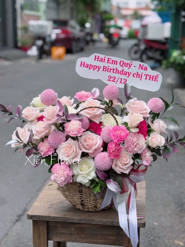 Giỏ Hoa Yêu Thương — Giỏ Hoa