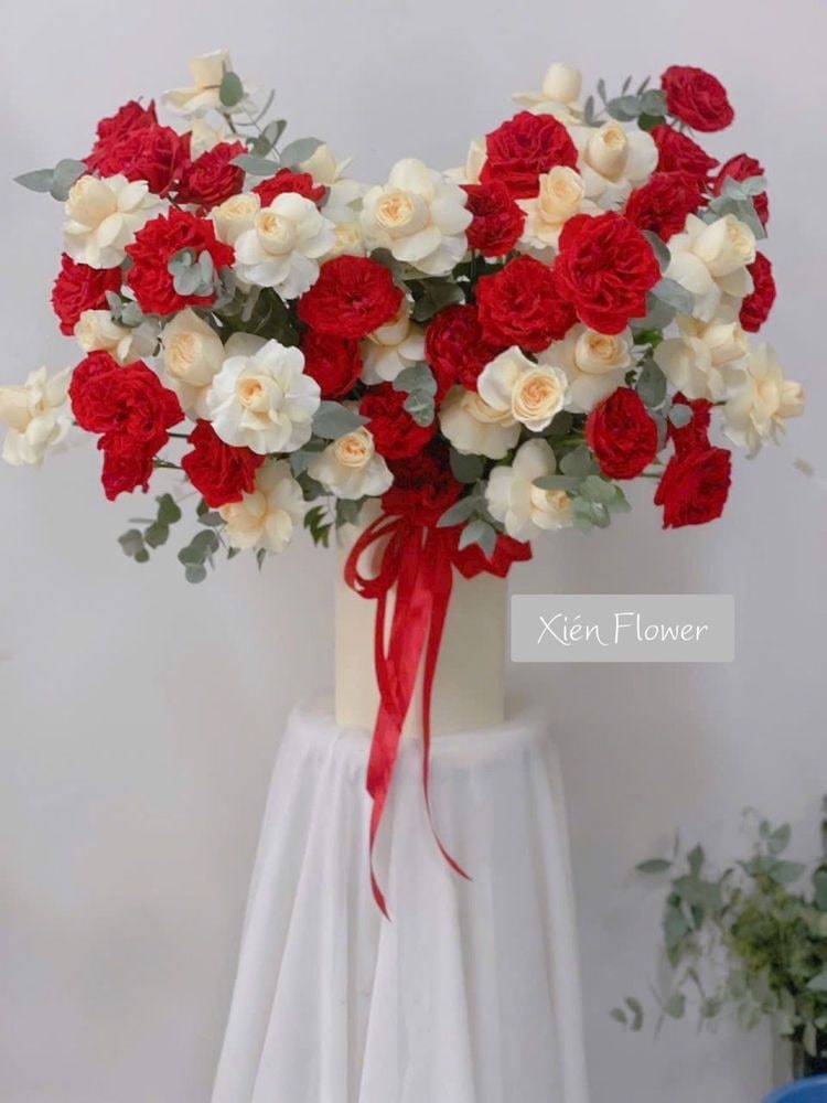 Giỏ Hoa Khởi Đầu Mới — Giỏ Hoa